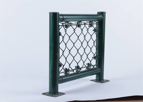 Chain Link Wire Mesh Fence ทนทานต่อการกัดกร่อน บวก Razor Wire Mesh Fencing