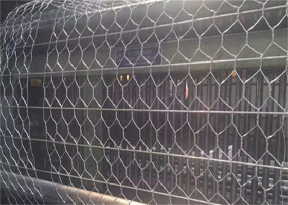 2.7mm Hot Dip Galvanized Hexagonal Hexagonal Wire Mesh แกบิออนเมช